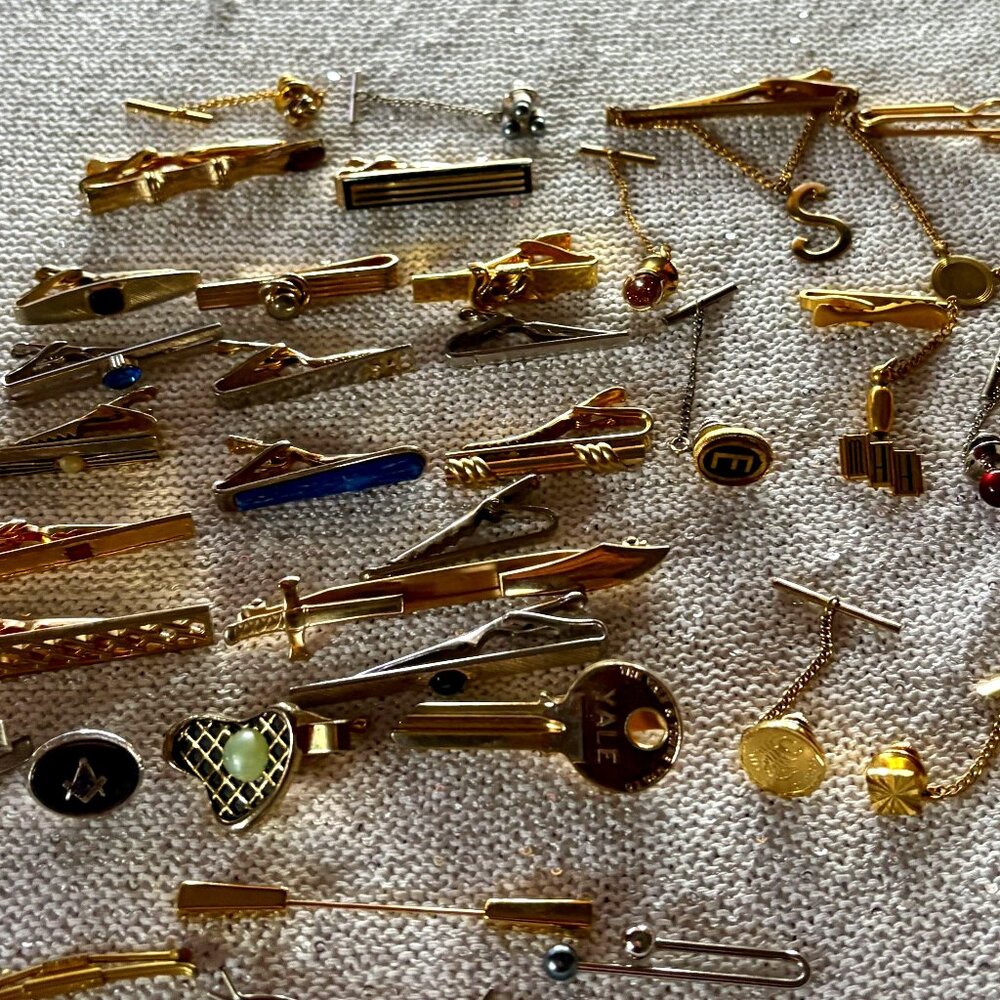 Lot of 37 Vintage Tie Clips/Pins/Collar Bars
